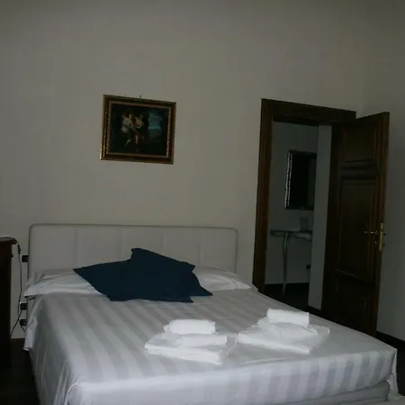 Luxury Rose Apartment *